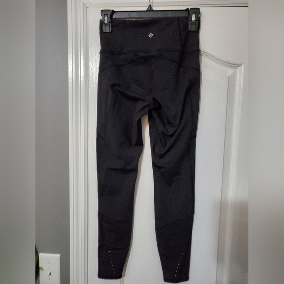 NWT Athleta Rainier Tight in Size Extra Small Black Color - Picture 10 of 13